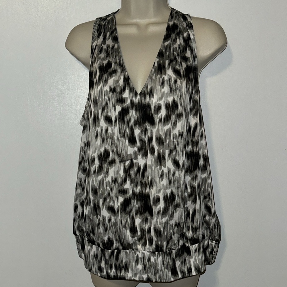 Laundry by Shelli Segal V-Neck Sleeveless Blouse Career Office Top Women’s 10
